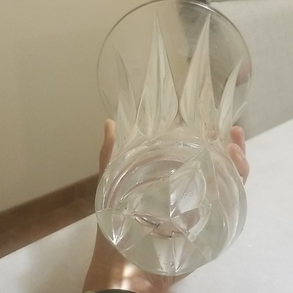 Tall Glass Flower Vase - Picture 3 of 3